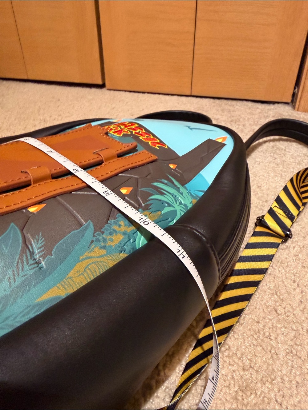 Loungefly POP! Jurassic Park Backpack - Picture 10 of 13